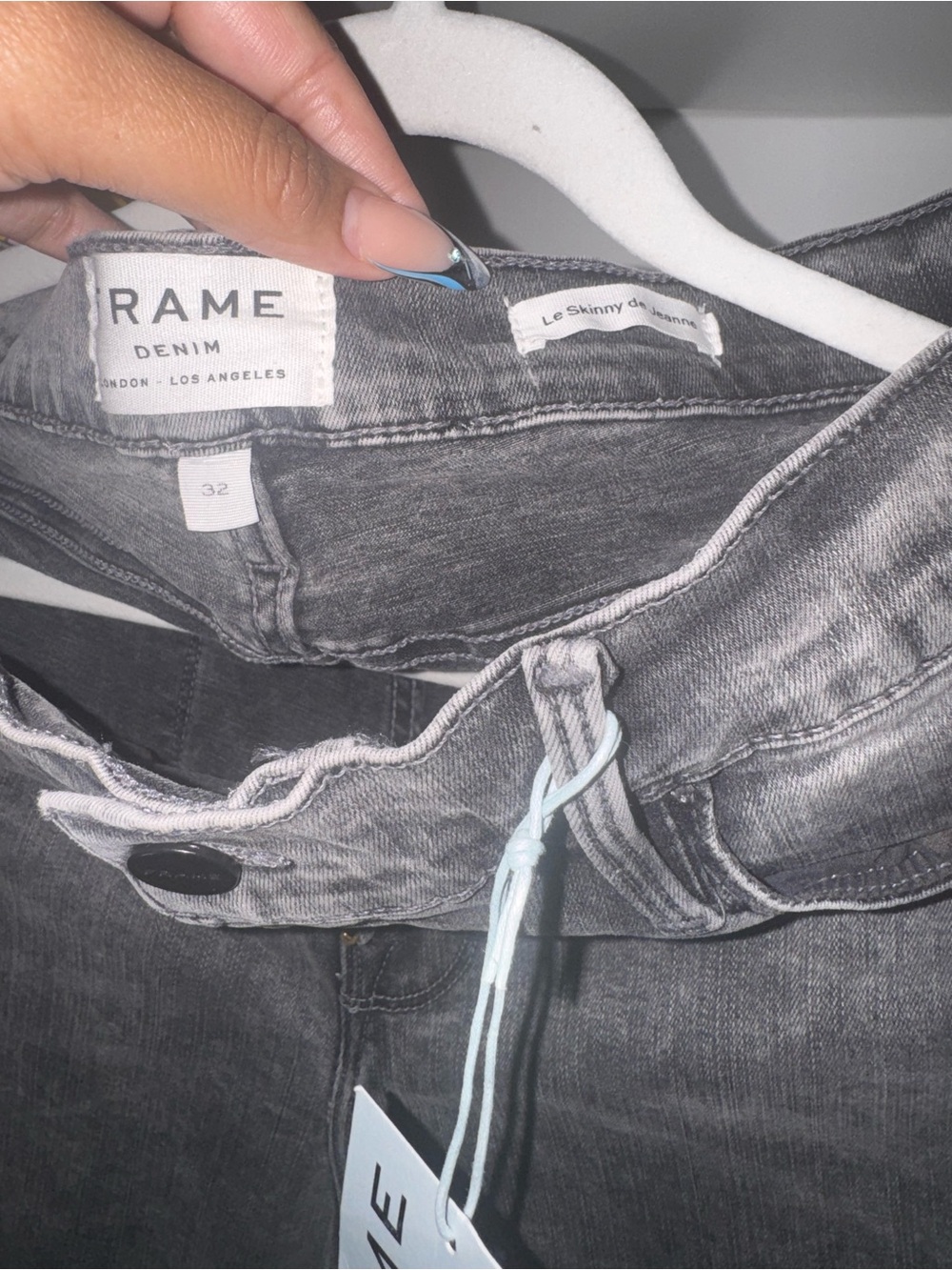 Frame Denim Women’s Charcoal Gray Slim Straight Jeans - Picture 3 of 3
